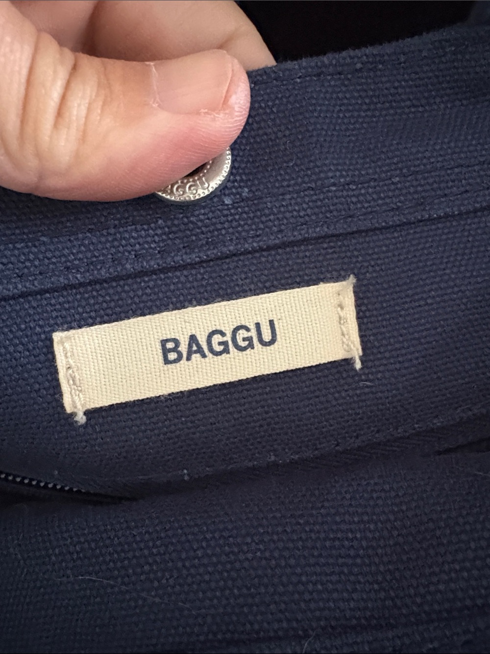 BAGGU Navy Canvas Messenger Bag with Small Pink Logo Accent - Picture 2 of 7